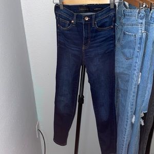kendal and kylie high waisted jeans!